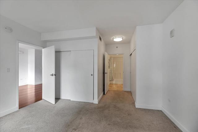 425 W Beech Street, San Diego CA: https://media.crmls.org/mediaz/191730aa-4793-4f25-b00a-3b0cadc2d79b.jpg