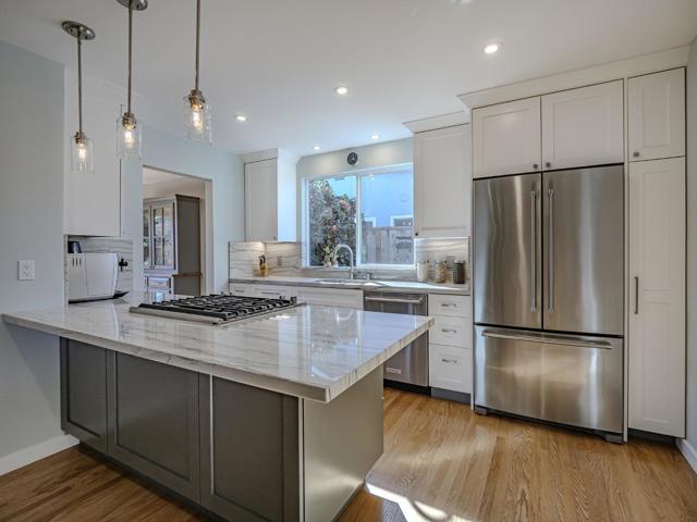 342 Cabrillo Avenue, Santa Cruz CA: https://media.crmls.org/mediaz/19177c10-0fca-42a6-8fe7-c8a37b60d229.jpg