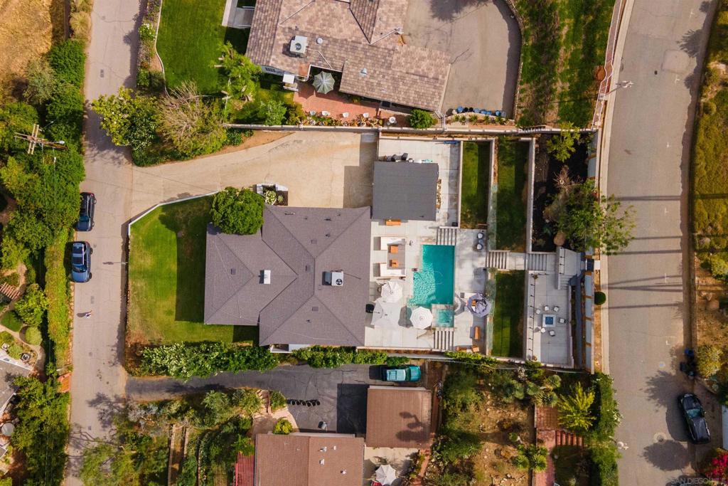 MLS #250027362SD img 40