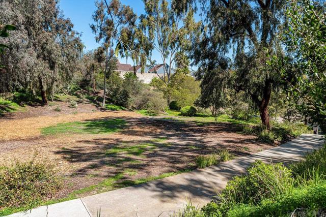 4430 Caminito Ocio, San Diego CA: https://media.crmls.org/mediaz/191abd50-7b98-4473-96cc-8d279b001c55.jpg