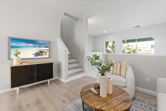 150 Holly Court, Mountain View CA: https://media.crmls.org/mediaz/191ad59d-ca4a-428e-abac-e7383ded953f.jpg