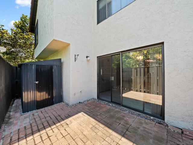 1138 Via Loma Vista, El Cajon CA: https://media.crmls.org/mediaz/191b2926-621e-4aa7-9c3d-ef697744301c.jpg