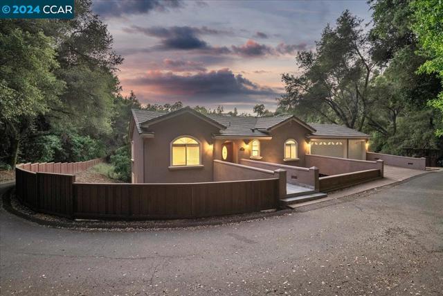 Image 3 of 59 For 4992 Fraga Rd
