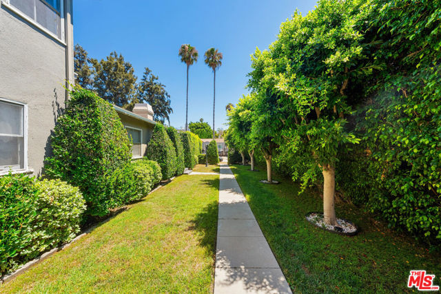 805 Mccadden Place, Los Angeles, California 90038, ,Multi-Family,For Sale,Mccadden,24430625