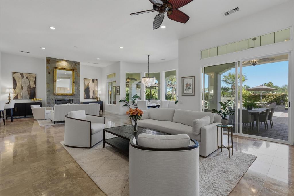 MLS #219137643DA image #8