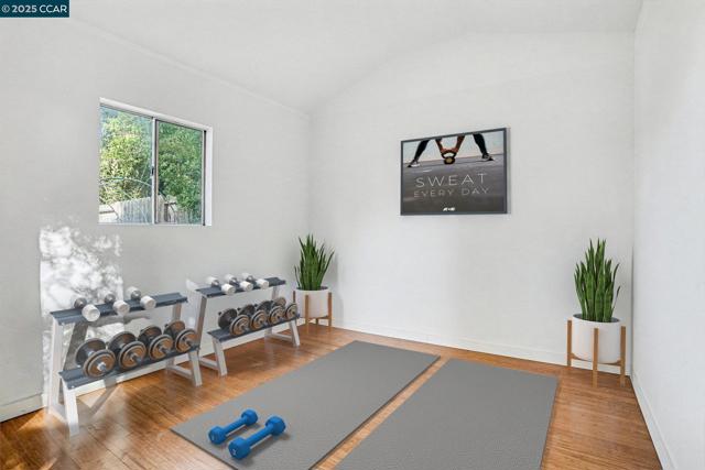 1053 Arkell Rd, Walnut Creek CA: https://media.crmls.org/mediaz/191c4224-36f5-44bb-9ff1-fcc676ea95c5.jpg