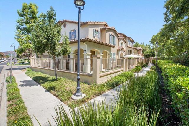 Detail Gallery Image 23 of 25 For 16903 New Rochelle Way, San Diego,  CA 92127 - 2 Beds | 2/1 Baths