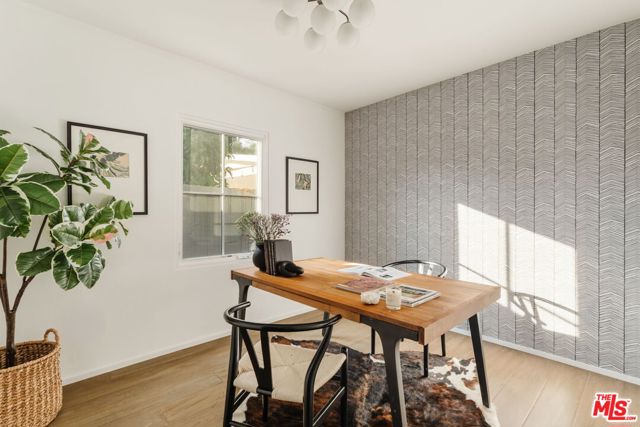 4128 Baywood Street, Los Angeles CA: https://media.crmls.org/mediaz/191cd925-a55d-4da5-9613-f532b0ac1065.jpg