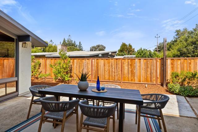 4163 Park Boulevard, Palo Alto CA: https://media.crmls.org/mediaz/191cfe1c-7391-471f-aa4c-28706e7ebfab.jpg
