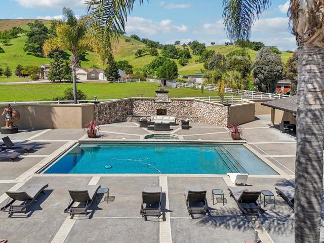 12755 Santa Teresa Boulevard, San Martin CA: https://media.crmls.org/mediaz/191d4e72-8c23-4841-9301-57becd216393.jpg