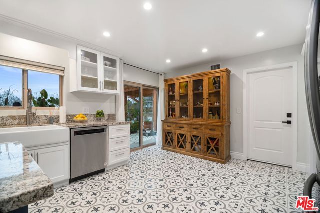 6923 Willowtree Drive, Rancho Palos Verdes, California 90275, 5 Bedrooms Bedrooms, ,3 BathroomsBathrooms,Residential,For Sale,Willowtree,25539161
