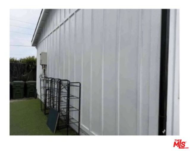 5813 Cleon Avenue, 3 photo 10