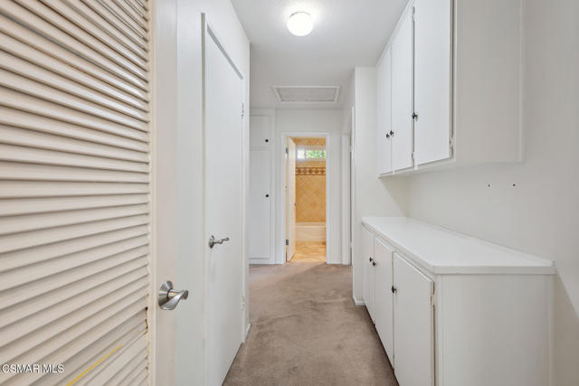3034 Rollings Avenue, Thousand Oaks CA: https://media.crmls.org/mediaz/191e1e42-1179-435b-ad08-f0625de3098f.jpg