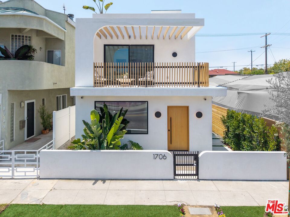 1706 Abbot Kinney Boulevard
