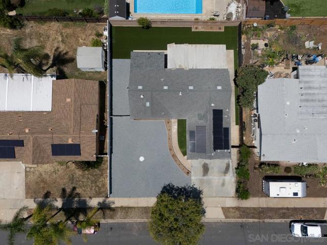 1610 Dumar Ave, El Cajon CA: https://media.crmls.org/mediaz/191ec7f5-c6df-4b98-9212-076c52f46ccd.jpg