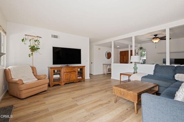 2203 Fawn Place, Ventura CA: https://media.crmls.org/mediaz/191fd3ae-a466-43fb-a224-34bec6ddf55f.jpg