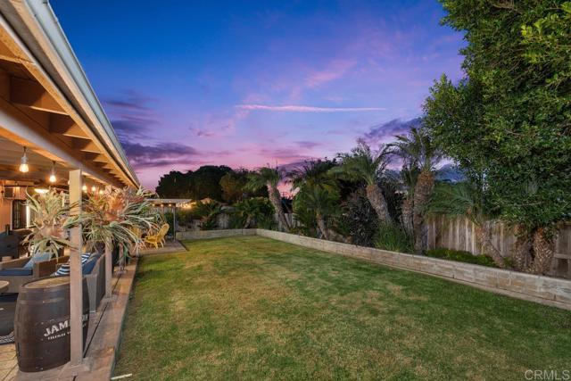 Detail Gallery Image 41 of 41 For 3542 Governor Dr, San Diego,  CA 92122 - 5 Beds | 3 Baths