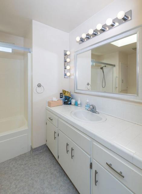 1315 El Dorado Avenue, Santa Cruz CA: https://media.crmls.org/mediaz/19206dee-10db-42c4-b795-ce9a3888f895.jpg