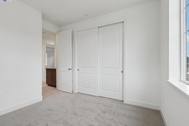 231 Mindy Way, Pittsburg CA: https://media.crmls.org/mediaz/19219ab8-282c-41bd-ae80-e0b3b19fdd10.jpg