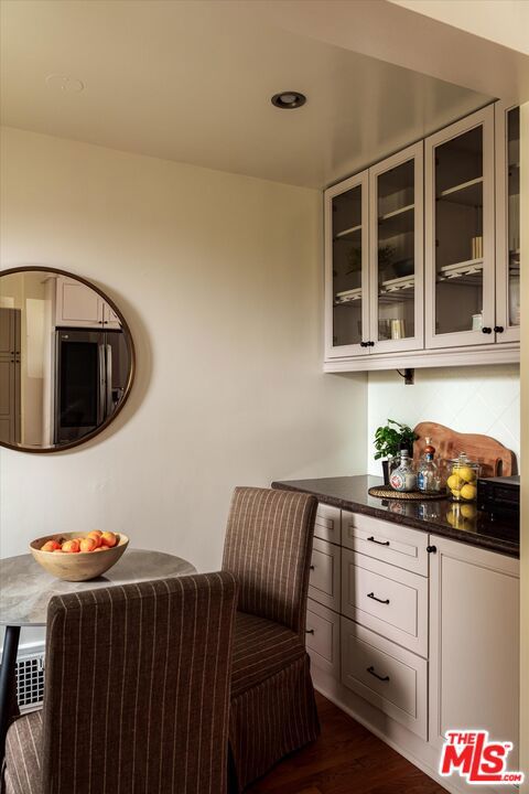 2064 Ames Street, Los Angeles CA: https://media.crmls.org/mediaz/19237ff2-611f-4226-868e-5d4b3e63bc07.jpg