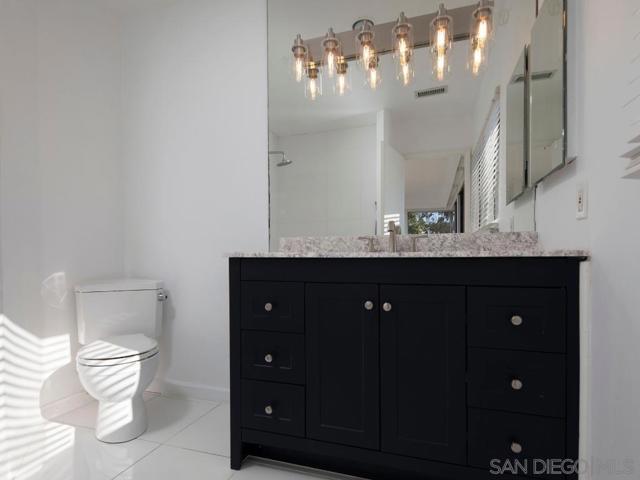721 Camino Del Mar, Del Mar CA: https://media.crmls.org/mediaz/1924b2d1-cf0f-4a1e-b4df-ff882a36ac95.jpg