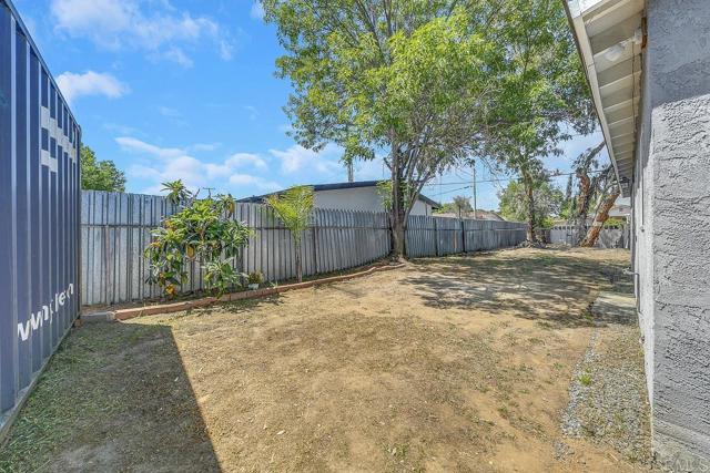 Detail Gallery Image 21 of 27 For 1215 E Mission Ave, Escondido,  CA 92027 - 3 Beds | 1 Baths