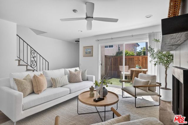 2120 Dufour Avenue, Redondo Beach, California 90278, 2 Bedrooms Bedrooms, 0 ,2 BathroomsBathrooms,Residential,For Sale,Dufour,0,26864931