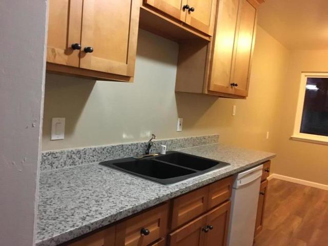 755 E Duane Avenue, Sunnyvale CA: https://media.crmls.org/mediaz/192728f0-6d3a-4241-a55f-8b36c2047a44.jpg