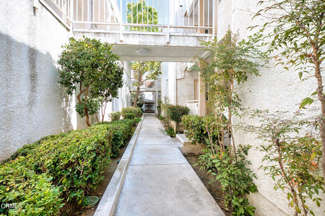 Detail Gallery Image 35 of 59 For 2713 Antonio Dr #110,  Camarillo,  CA 93010 - 2 Beds | 2 Baths