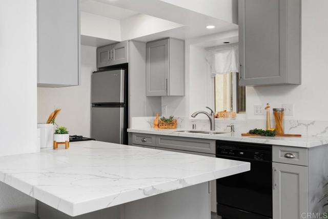 1112 S Pacific Street, Oceanside CA: https://media.crmls.org/mediaz/1927db1b-9513-4870-bbc6-b649e616a1e1.jpg
