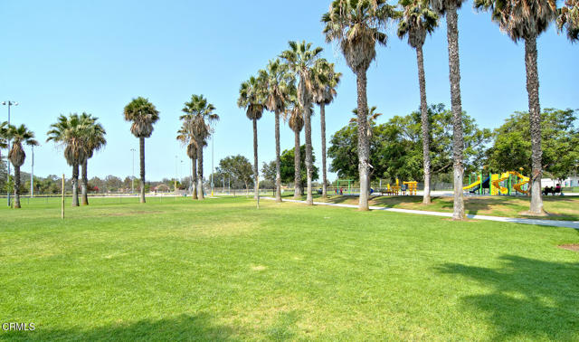 Mission Oaks park