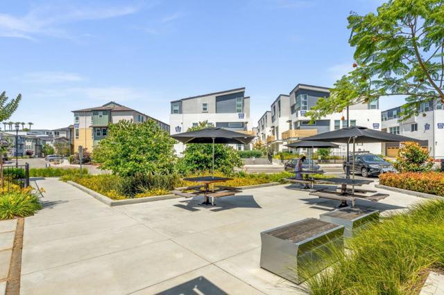 1976 Tarob Court, Milpitas CA: https://media.crmls.org/mediaz/19281519-7410-4559-aec0-2085e970a206.jpg