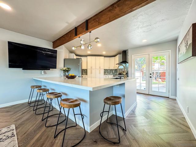 Image 4 of 55 For 5011 Mountain View Dr