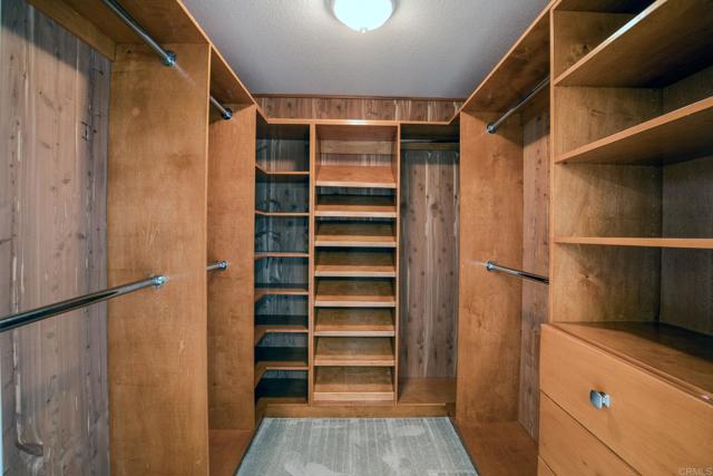1211 Countrywood Lane, Vista CA: https://media.crmls.org/mediaz/192986a5-0efe-4ddb-8649-93d38d7b10ce.jpg