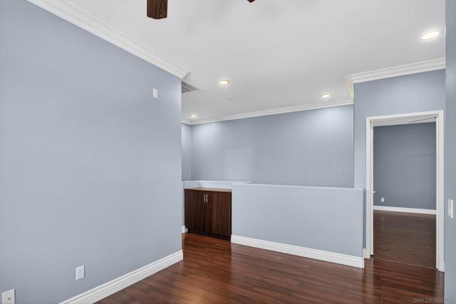 Image 28 of 37 For 42921 Avenida Amistad