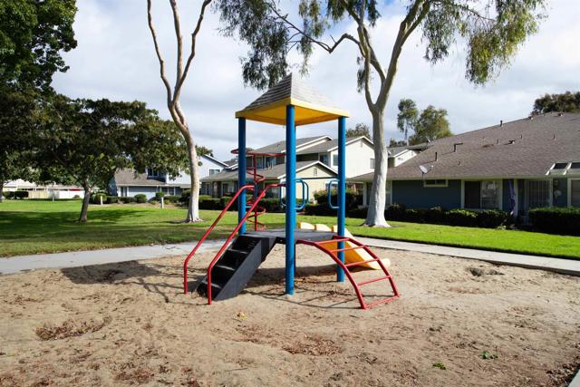 Detail Gallery Image 25 of 31 For 4273 Rockport Bay Way, Oceanside,  CA 92058 - 2 Beds | 1/1 Baths