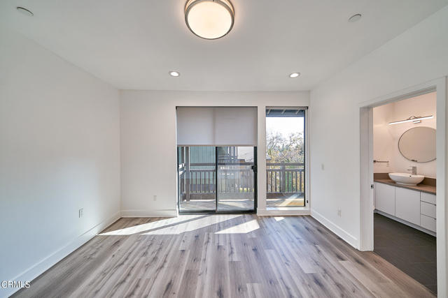 Detail Gallery Image 33 of 42 For 4201 Pennsylvania Ave #C2,  Glendale,  CA 91214 - 4 Beds | 4 Baths