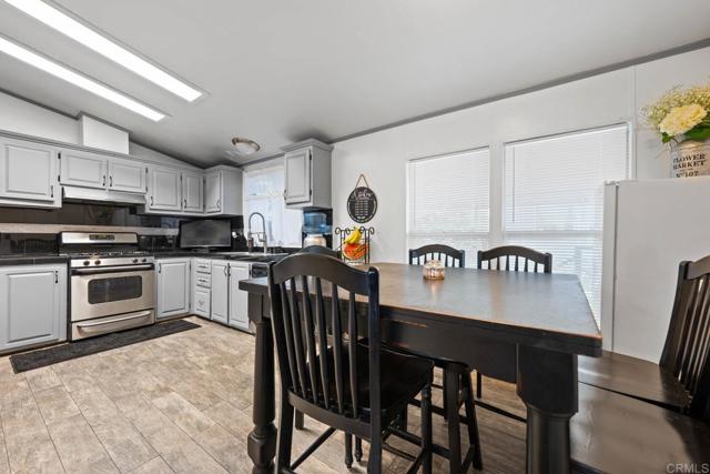 Detail Gallery Image 25 of 37 For 1011 Beyer Way #26,  San Diego,  CA 92154 - 3 Beds | 2 Baths
