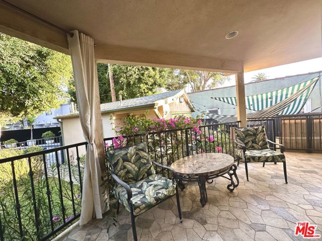 1246 N Genesee Avenue, West Hollywood CA: https://media.crmls.org/mediaz/192c6056-bc92-46d5-a028-f683293e46da.jpg