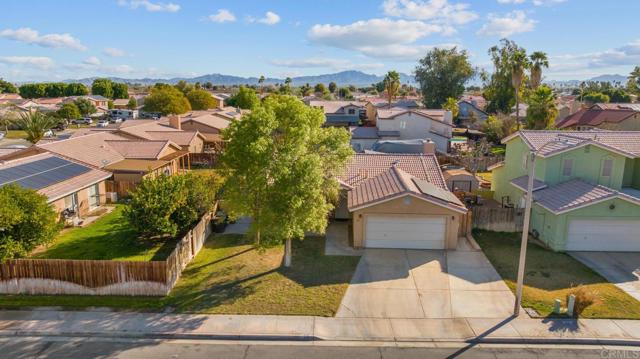 Detail Gallery Image 4 of 39 For 158 Eunice Cir, Blythe,  CA 92225 - 3 Beds | 2 Baths