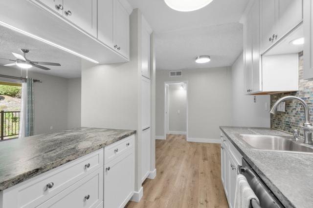 Detail Gallery Image 15 of 44 For 5700 Baltimore Dr #195,  La Mesa,  CA 91942 - 1 Beds | 1 Baths