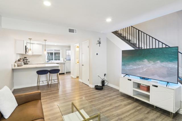 Detail Gallery Image 1 of 1 For 951 Amistad Ct #C,  El Cajon,  CA 92019 - 2 Beds | 1/1 Baths