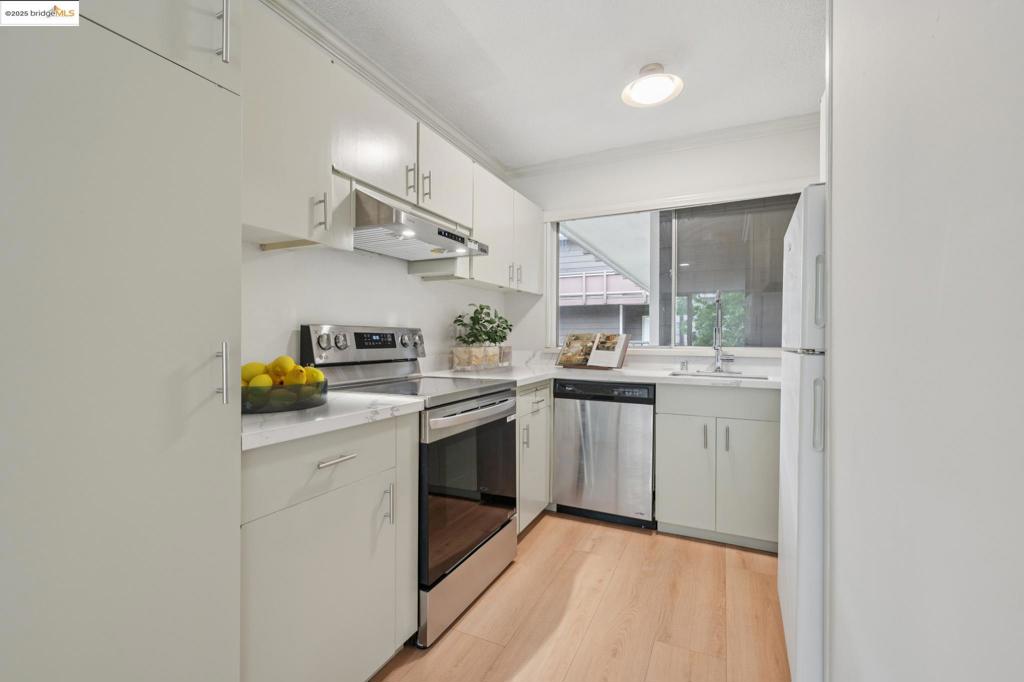 2601 College Ave #205