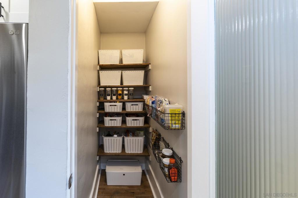 4256 Menlo - photo 20