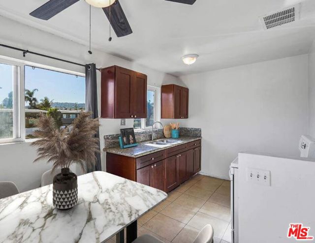 1623 Lomita Boulevard, Harbor City CA: https://media.crmls.org/mediaz/19303e97-769c-4d22-a3a5-72e9ed2f1beb.jpg