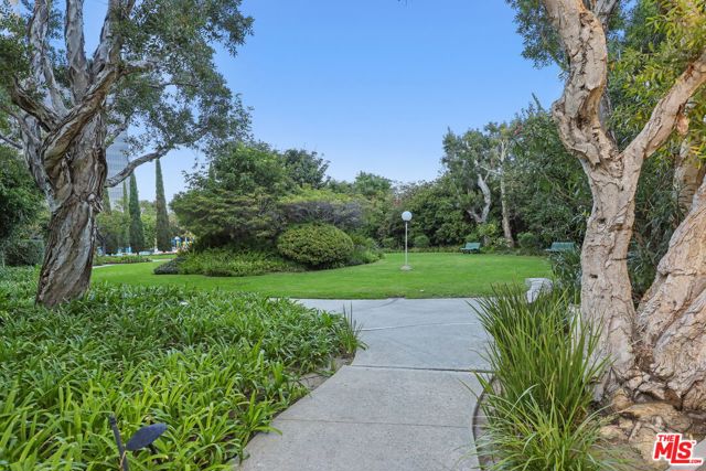 2170 Century Parkway, Los Angeles CA: https://media.crmls.org/mediaz/19305bd5-fed4-4e32-b1e3-6fbd2e76760f.jpg