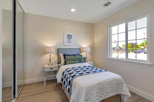 1040 Linda Drive, Campbell CA: https://media.crmls.org/mediaz/19322b8d-5766-4237-82e6-1e8a9e8b7756.jpg