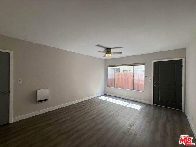 1625 Franklin Street, Santa Monica CA: https://media.crmls.org/mediaz/19327657-644a-4540-865f-ac842cccc2d3.jpg
