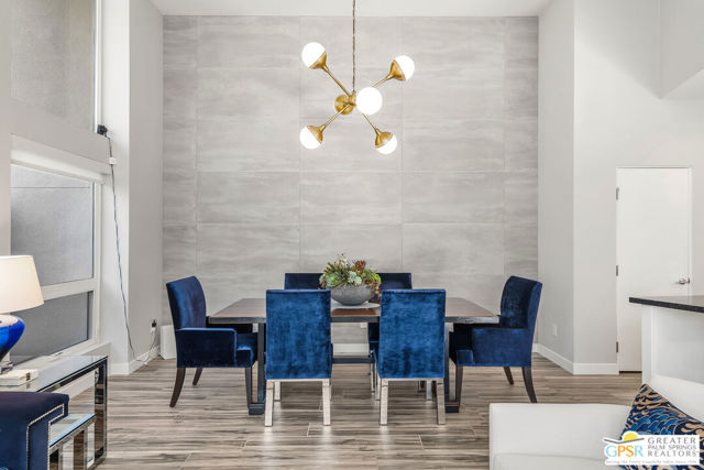 431 Suave Lane, Palm Springs CA: https://media.crmls.org/mediaz/1932e9a7-c4a5-4f66-9876-9abbbc0a2478.jpg