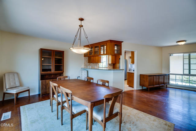 509 N Alta Vista Avenue, Monrovia CA: https://media.crmls.org/mediaz/19336d2f-5ef5-410b-86de-f202ea8f0483.jpg